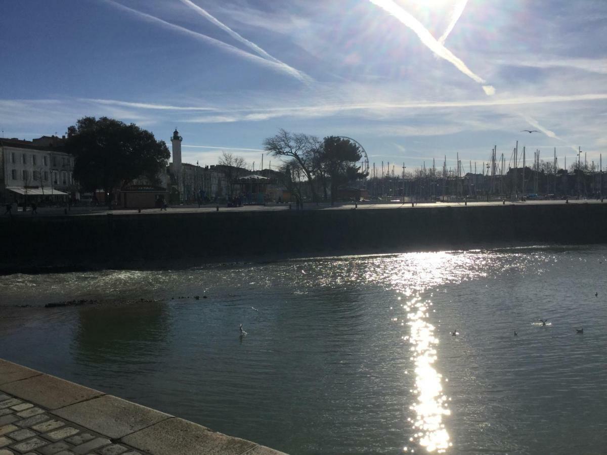 Appartement Centre Ville Pres Du Port Avec Parking Et Wifi La Rochelle  Exteriér fotografie