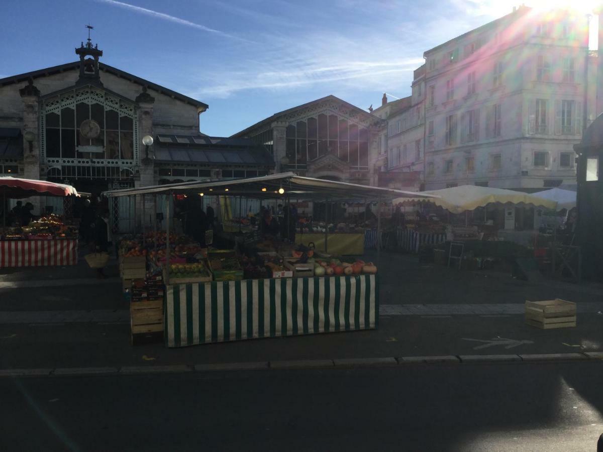 Appartement Centre Ville Pres Du Port Avec Parking Et Wifi La Rochelle  Exteriér fotografie